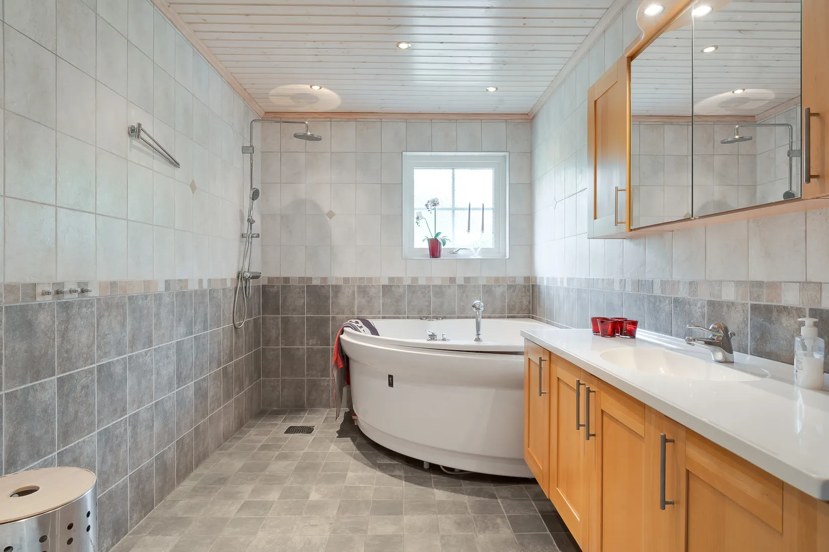 Villa, Mariehov Kanalbyn 105, Söderköping