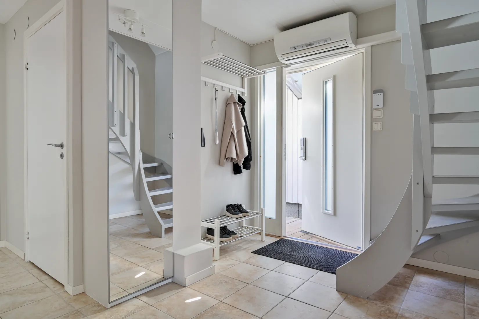 Villa, Fjärilsvägen 25, Upplands Väsby