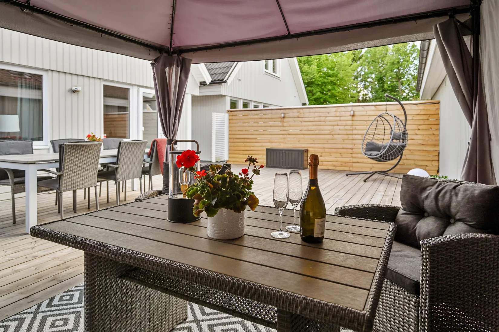 Villa, Fjärilsvägen 25, Upplands Väsby