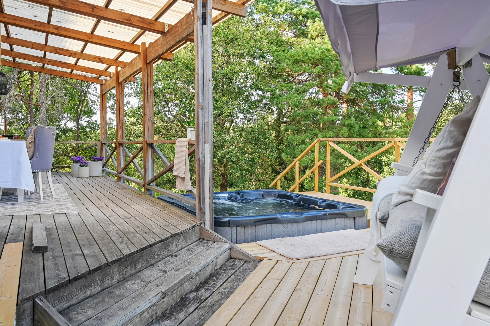 Villa, Kvarnstensvägen 12, Sköldnora/Fornboda, Upplands Väsby