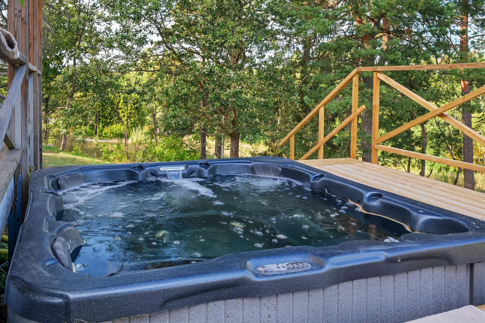 Villa, Kvarnstensvägen 12, Sköldnora/Fornboda, Upplands Väsby