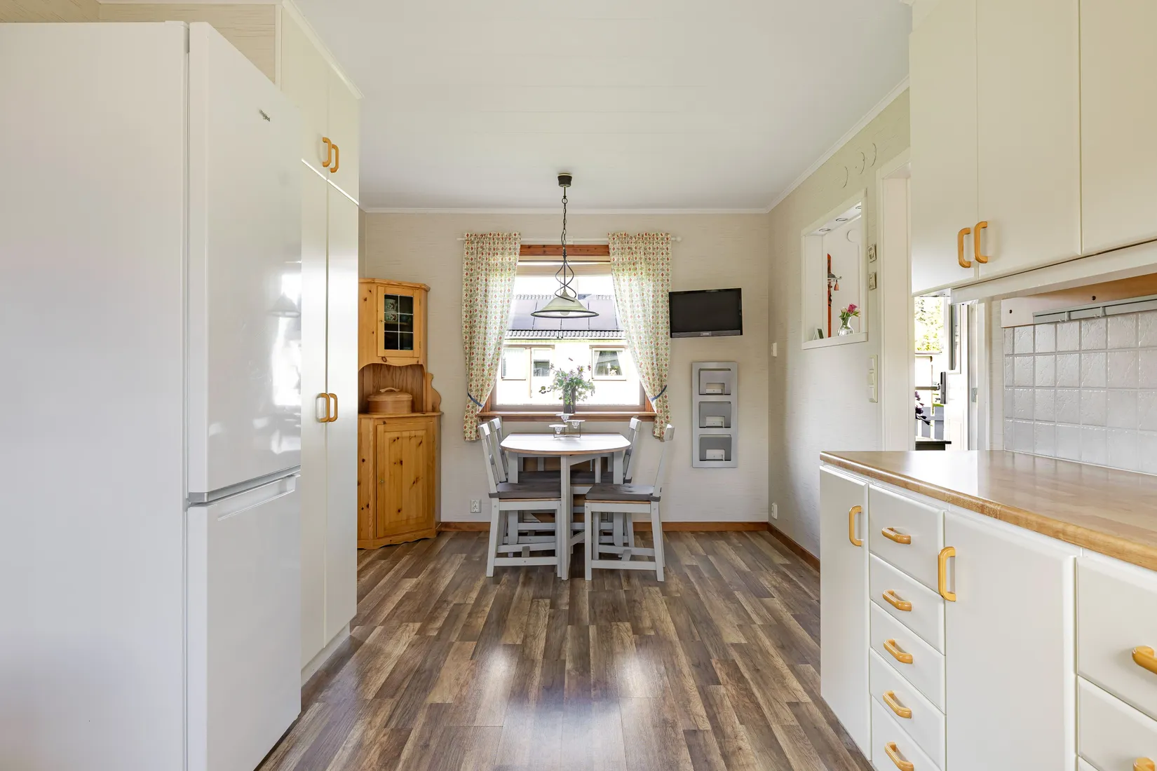 Villa, Tjärnmyrvägen 42, Domsjö, Örnsköldsvik