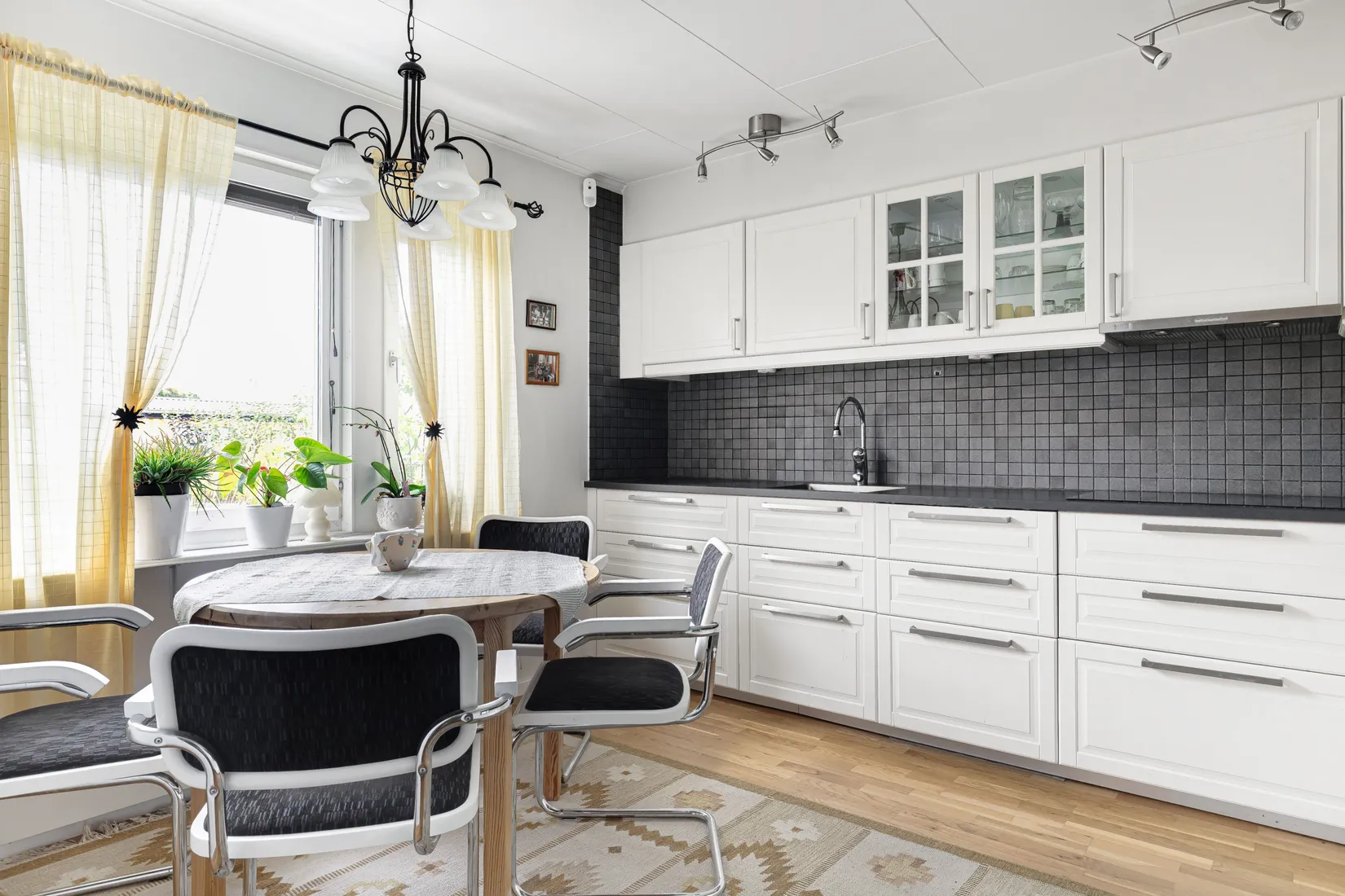 Radhus, Trastsångsvägen 30, Linghem, Linköping