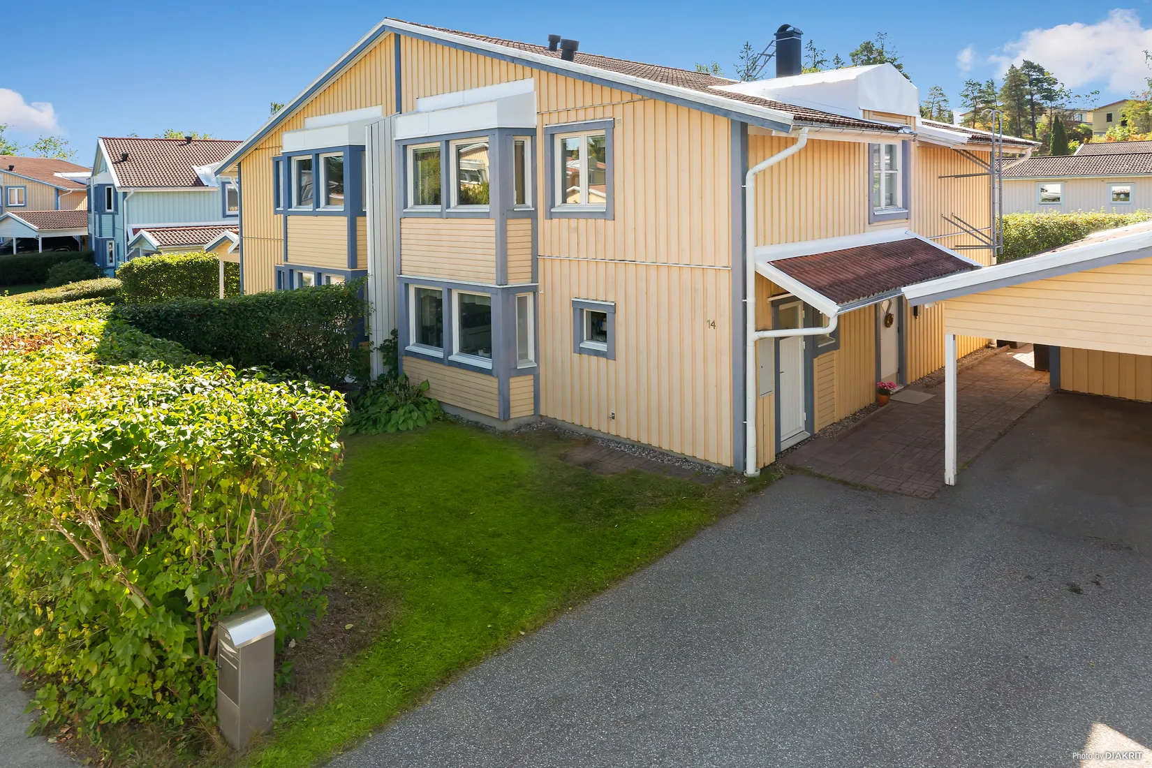Radhus, Fortvägen 14, Gribbylund, Täby