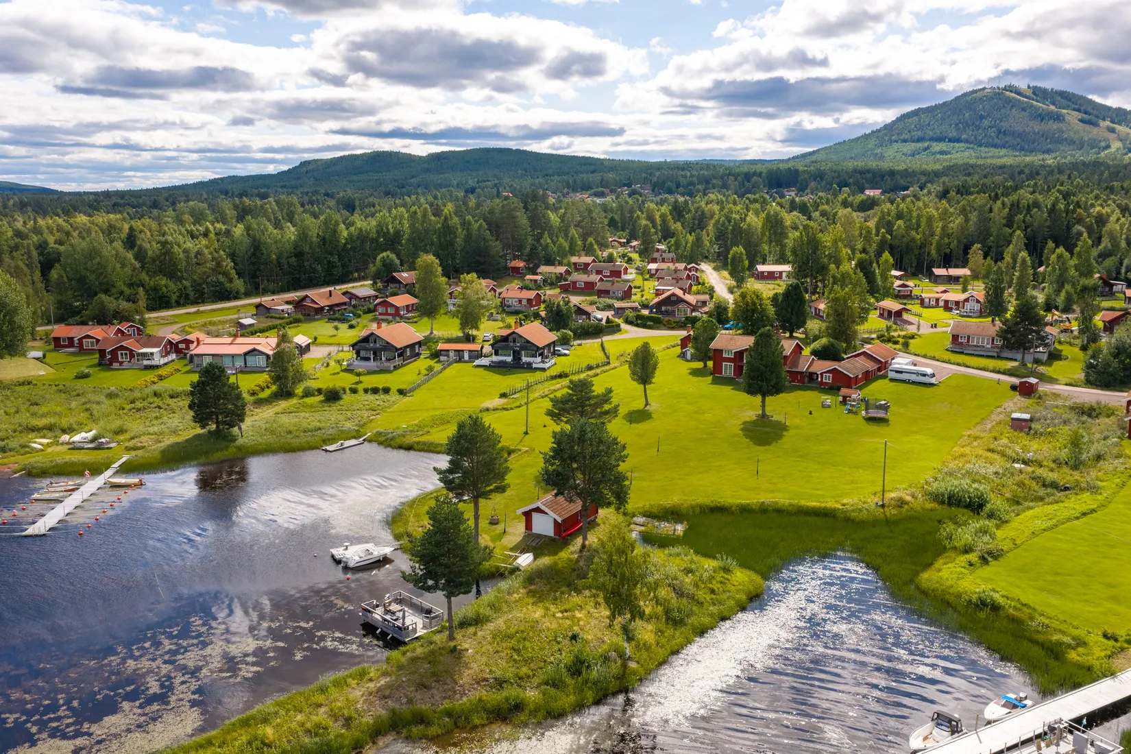 Villa, Gladvägen 2, Gesunda, Mora