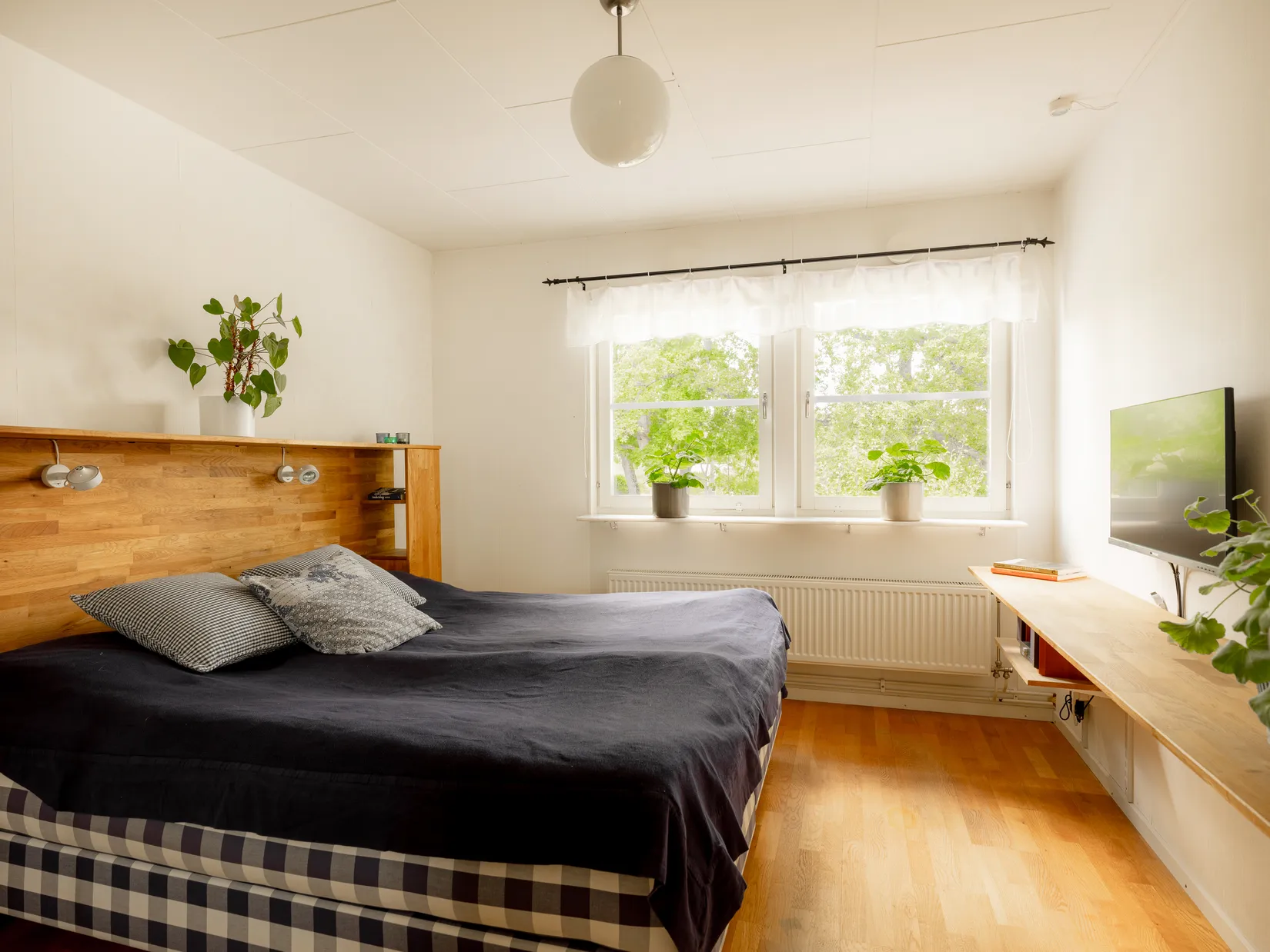 Radhus, Mäster Henriks Allé 21, Viby, Sollentuna