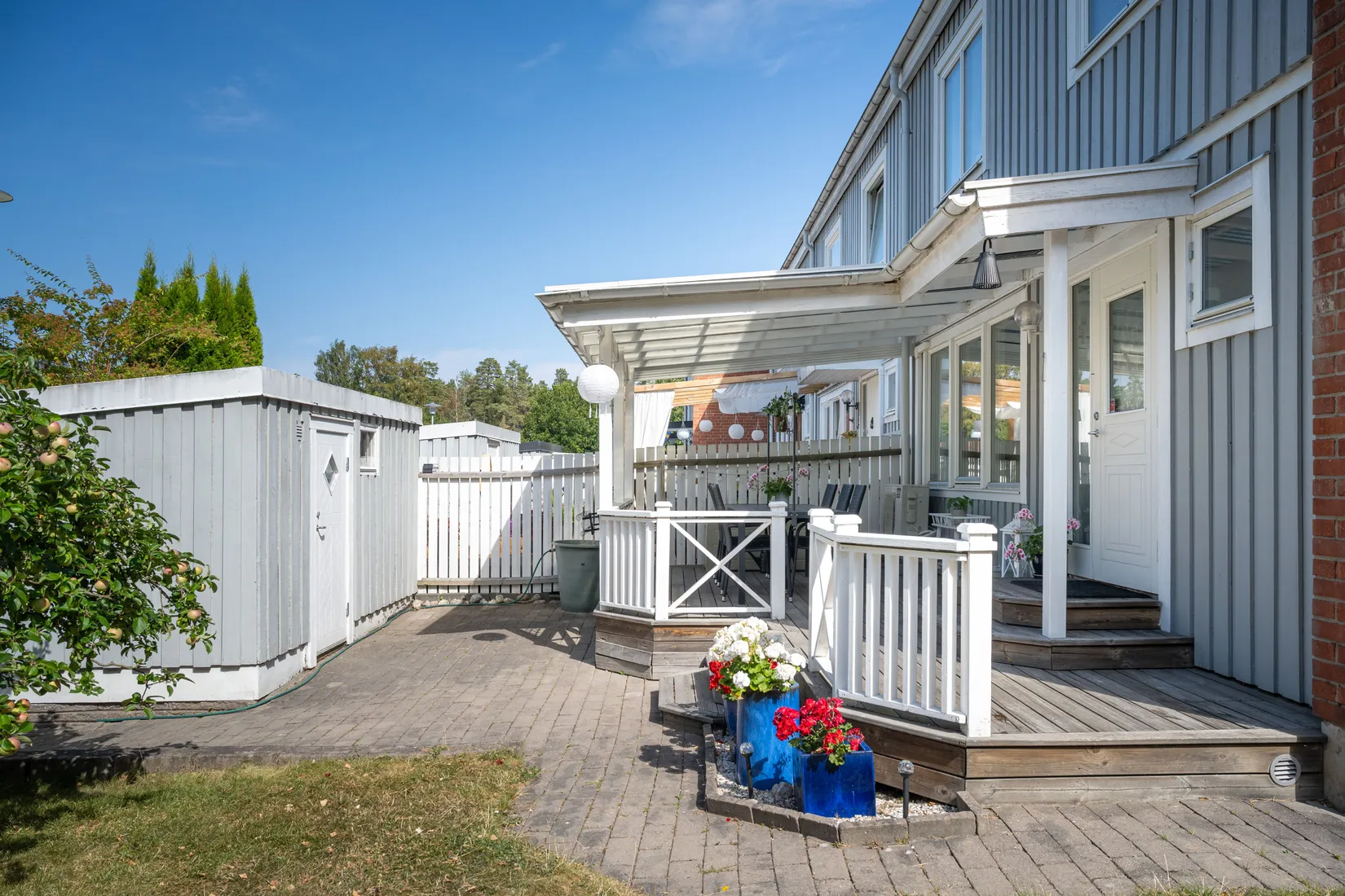 Radhus, Vallbyvägen 56E, Stadsskogen, Strängnäs