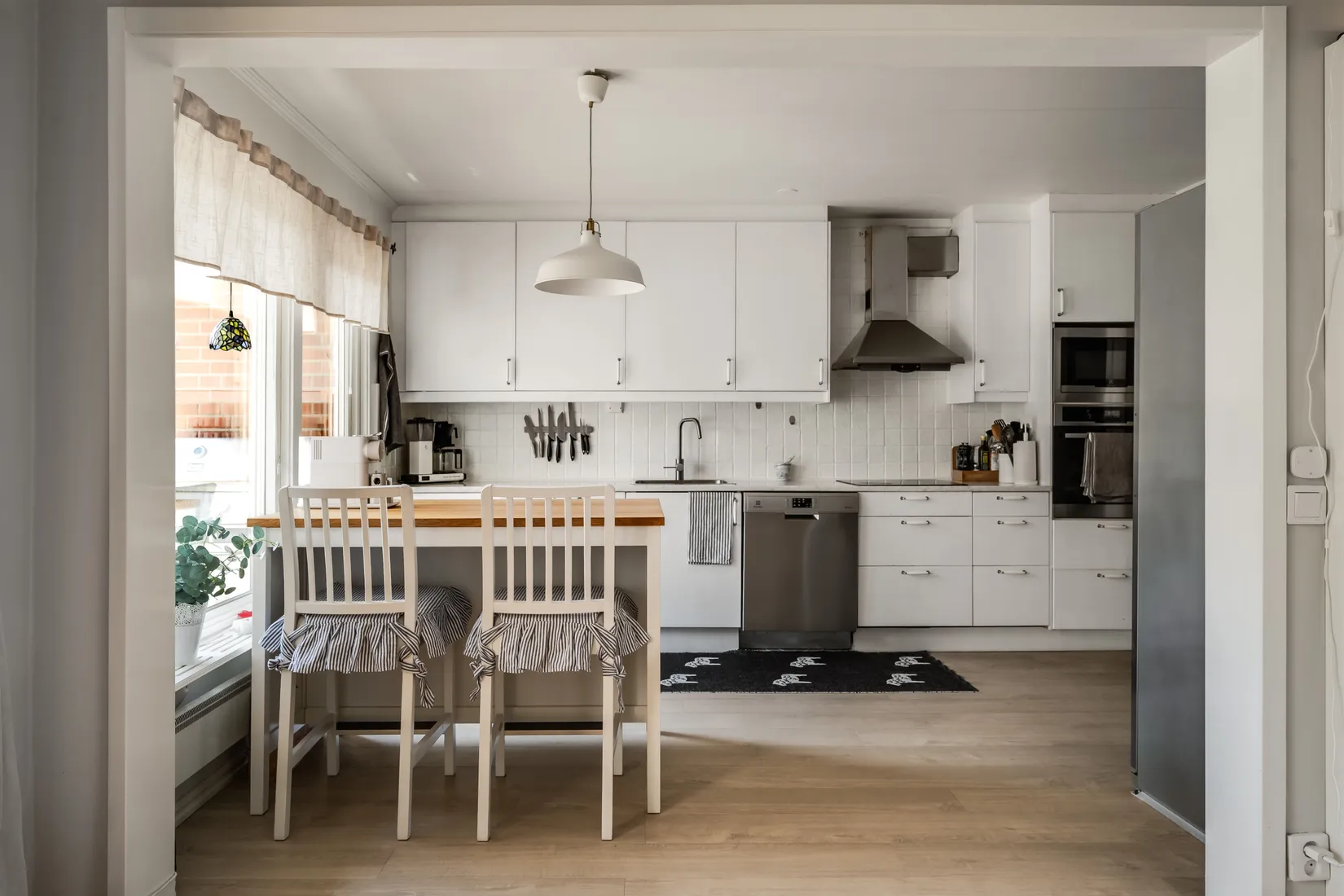 Radhus, Vallbyvägen 56E, Stadsskogen, Strängnäs