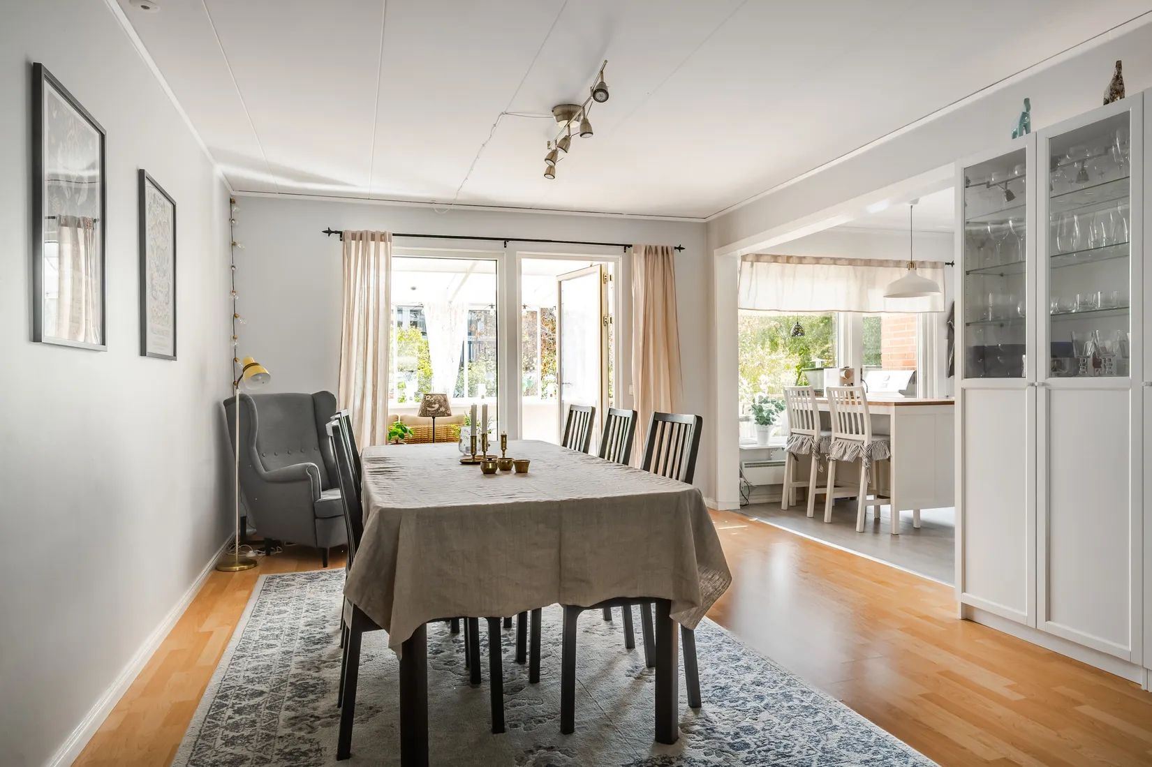 Radhus, Vallbyvägen 56E, Stadsskogen, Strängnäs