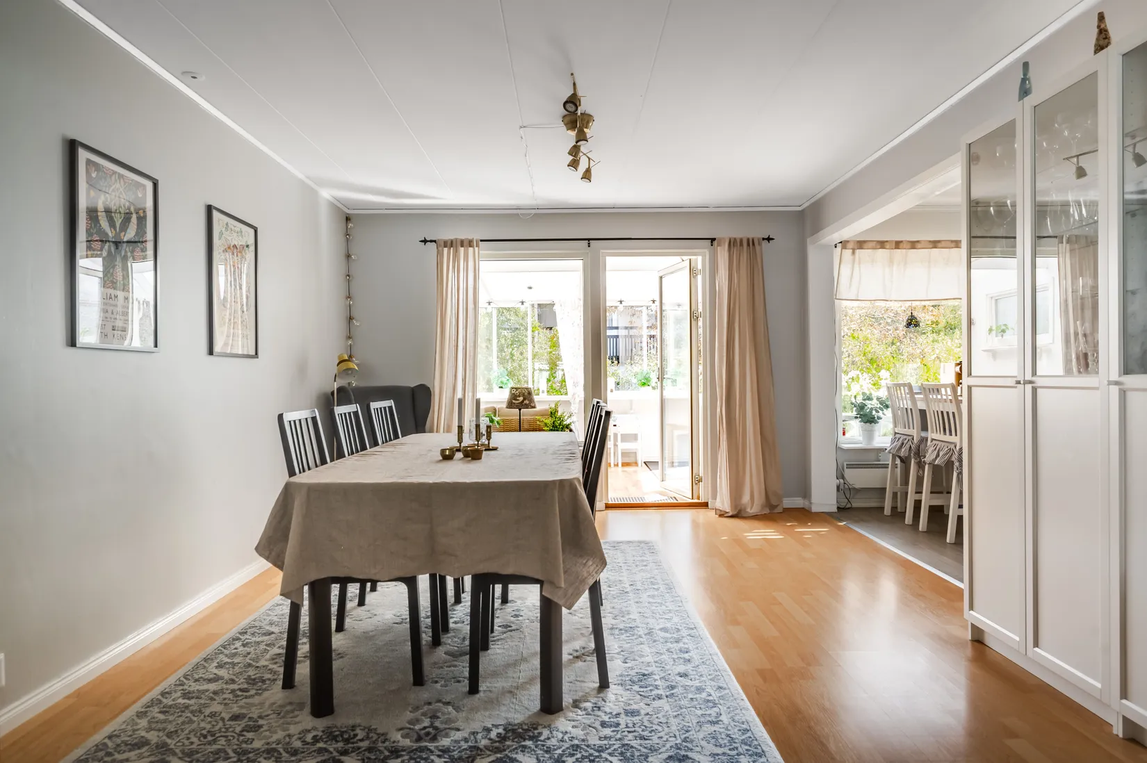 Radhus, Vallbyvägen 56E, Stadsskogen, Strängnäs