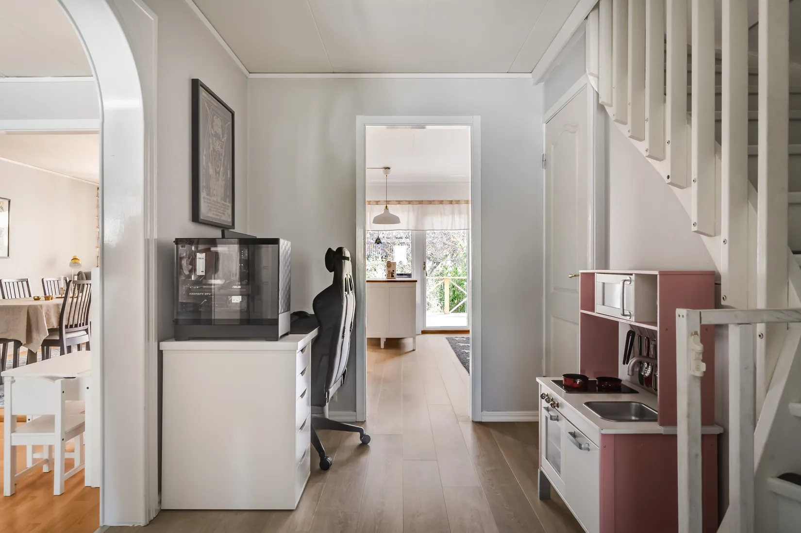 Radhus, Vallbyvägen 56E, Stadsskogen, Strängnäs