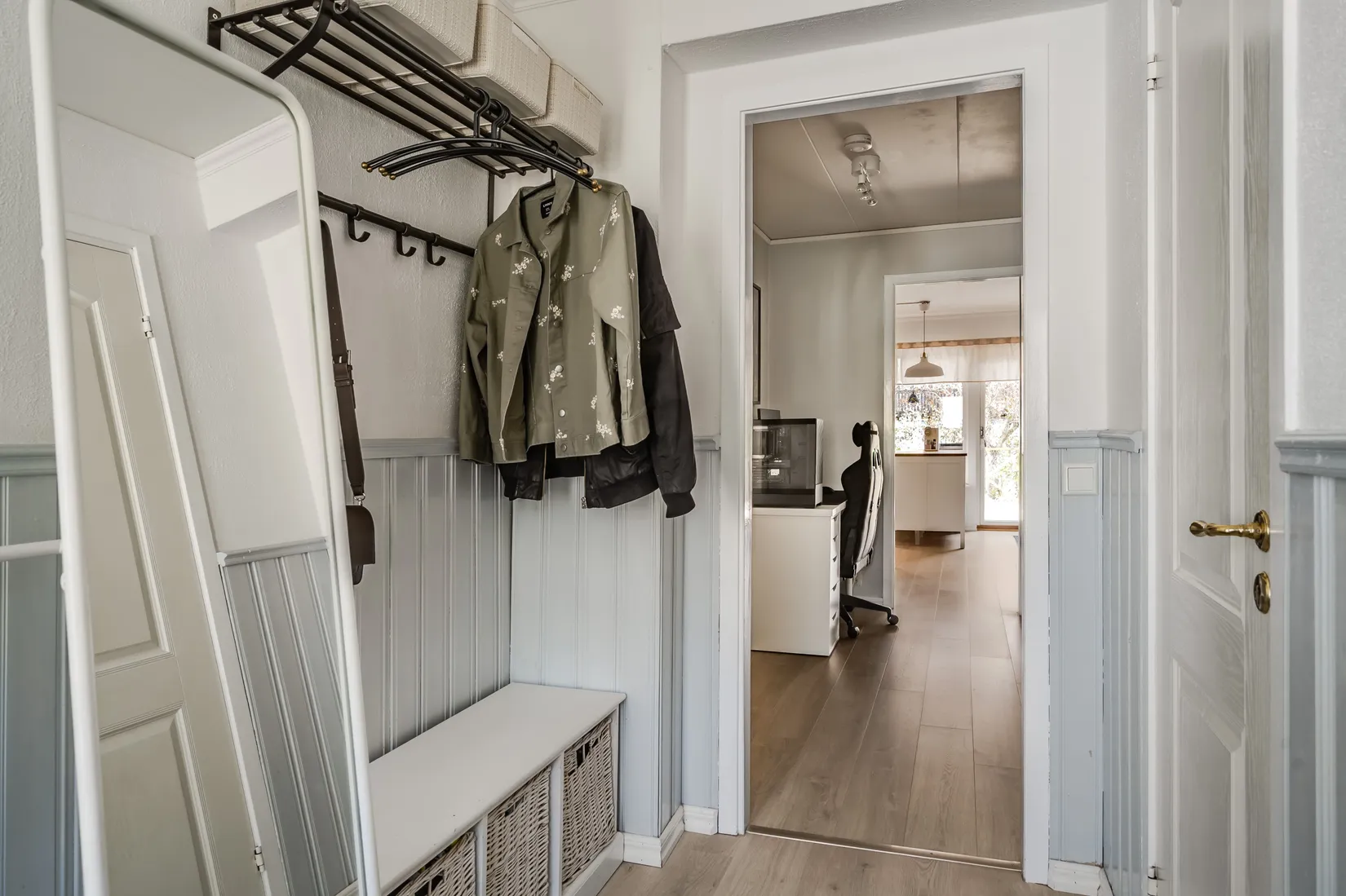 Radhus, Vallbyvägen 56E, Stadsskogen, Strängnäs