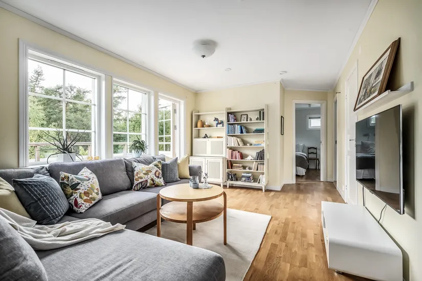 Villa, Gamla Lyckebyvägen 42, Haninge