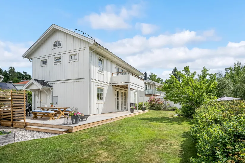 Villa, Gamla Lyckebyvägen 42, Haninge