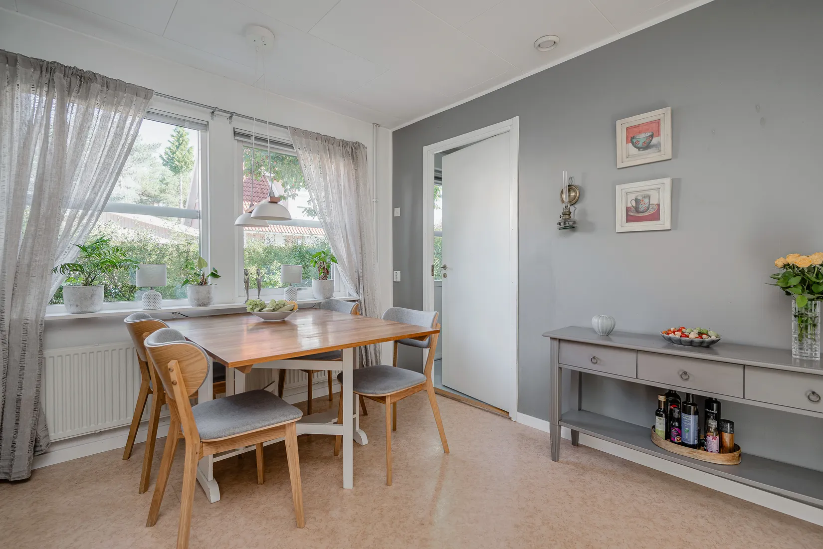 Radhus, Gläntastigen 91, Uthamra, Vallentuna