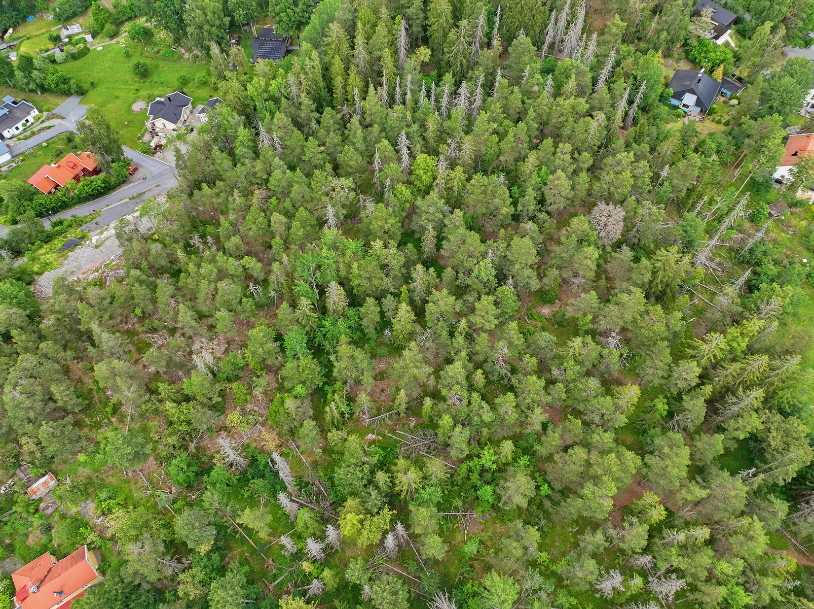 Tomt, Björkallén 40, Fållan, Huddinge