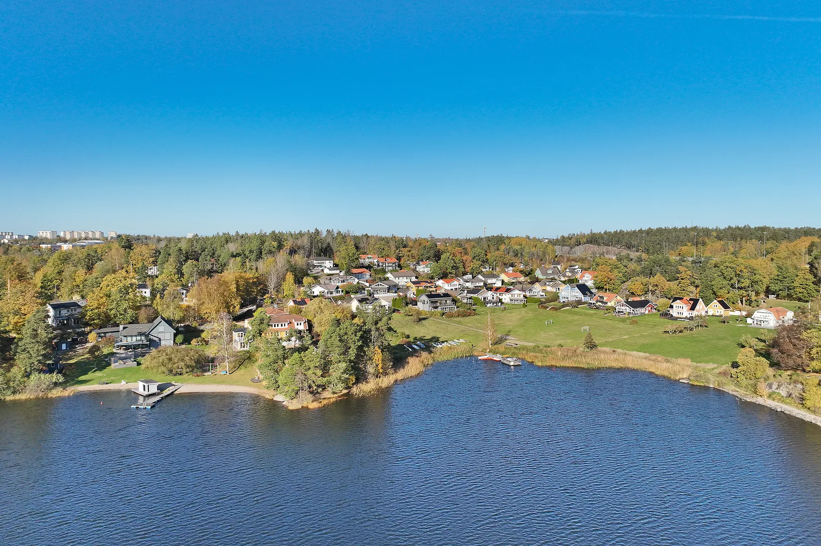 Tomt, Björkallén 40, Fållan, Huddinge