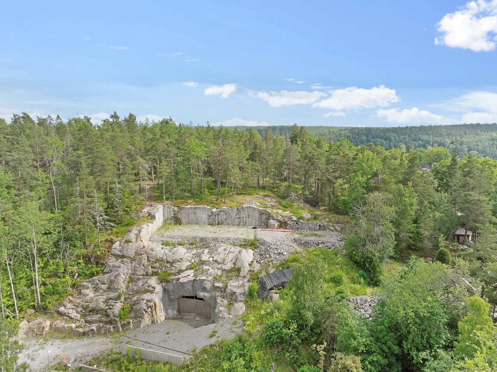 Tomt, Björkallén 40, Fållan, Huddinge