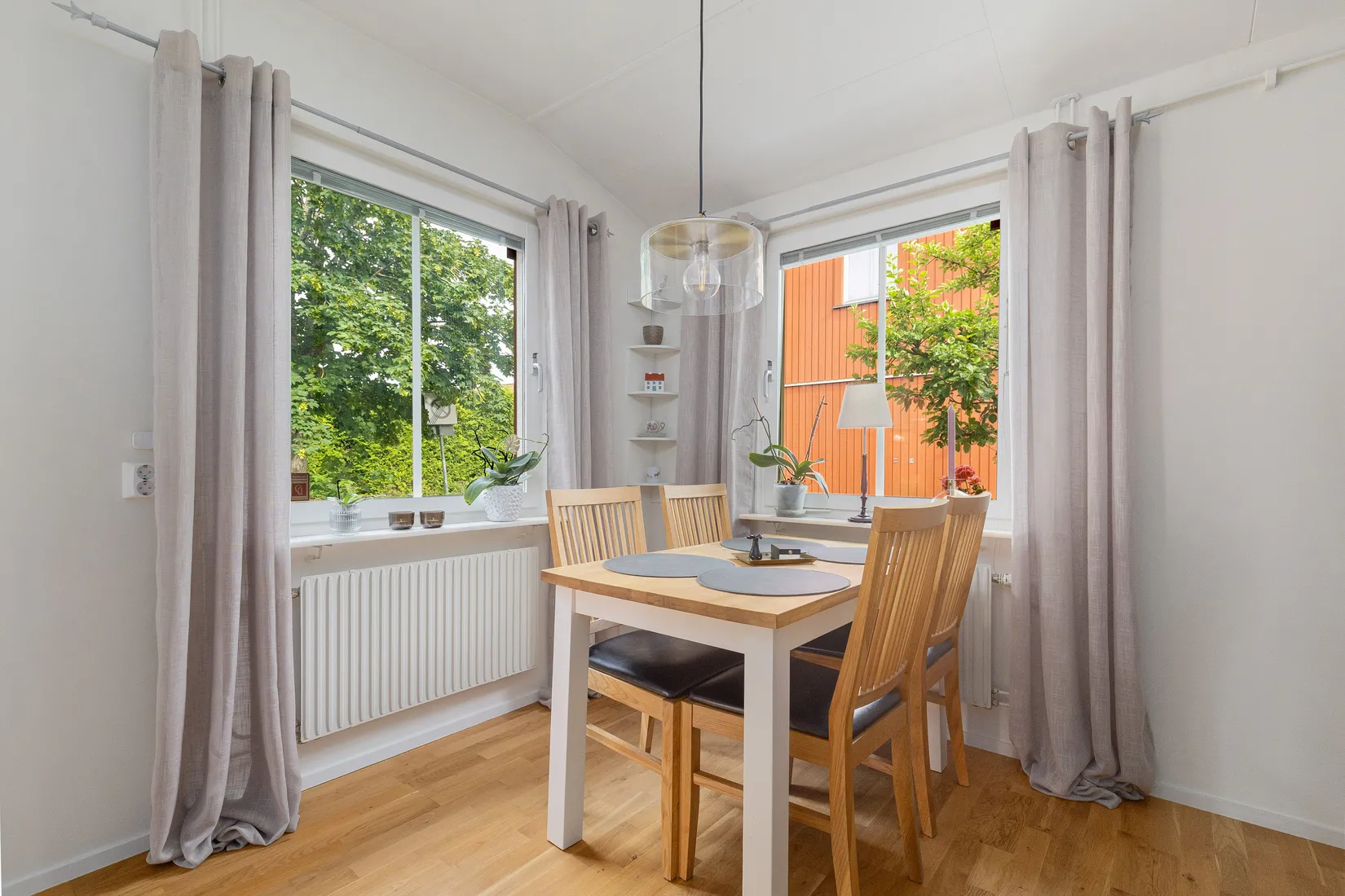 Radhus, Läktvägen 51, Vendelsö, Haninge