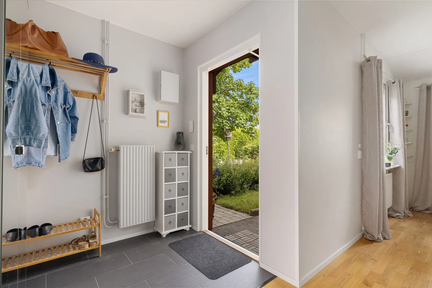 Radhus, Läktvägen 51, Vendelsö, Haninge