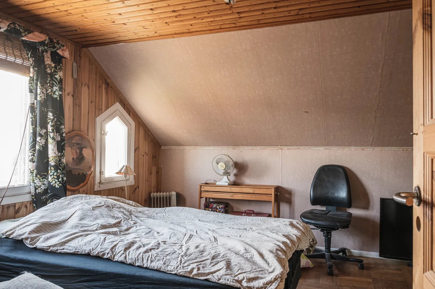 Gård/Skog, Larv Västergården 6, Vara