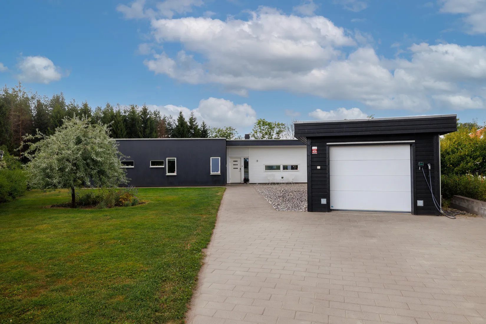 Villa, Carl-Jan Granqvist väg 12, Lanna, Lekeberg