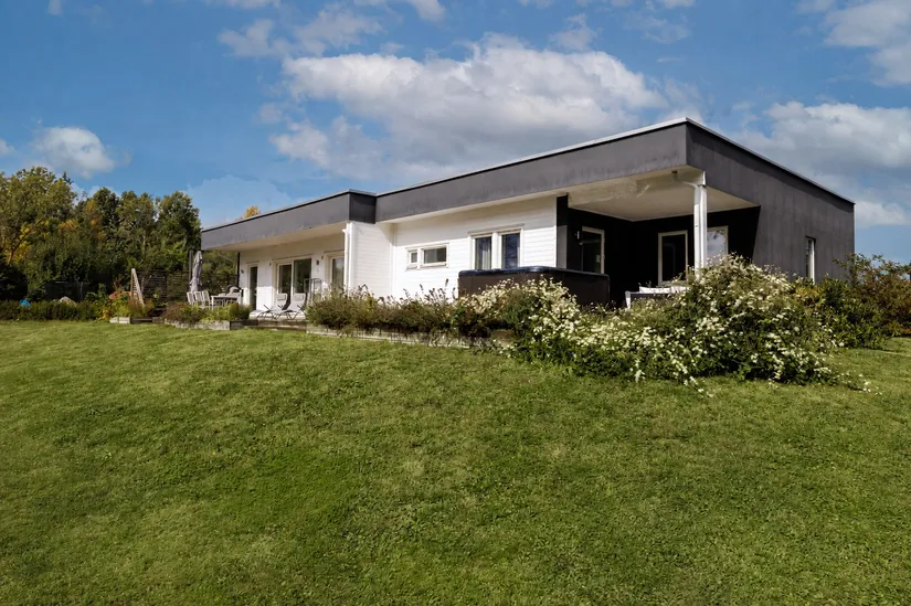 Villa, Carl-Jan Granqvist väg 12, Lanna, Lekeberg