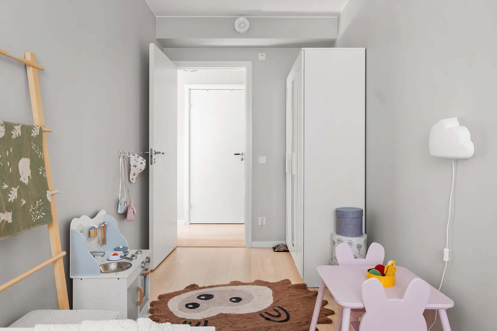 Bostadsrätt, Kolonnvägen 2, Haga Norra, Solna