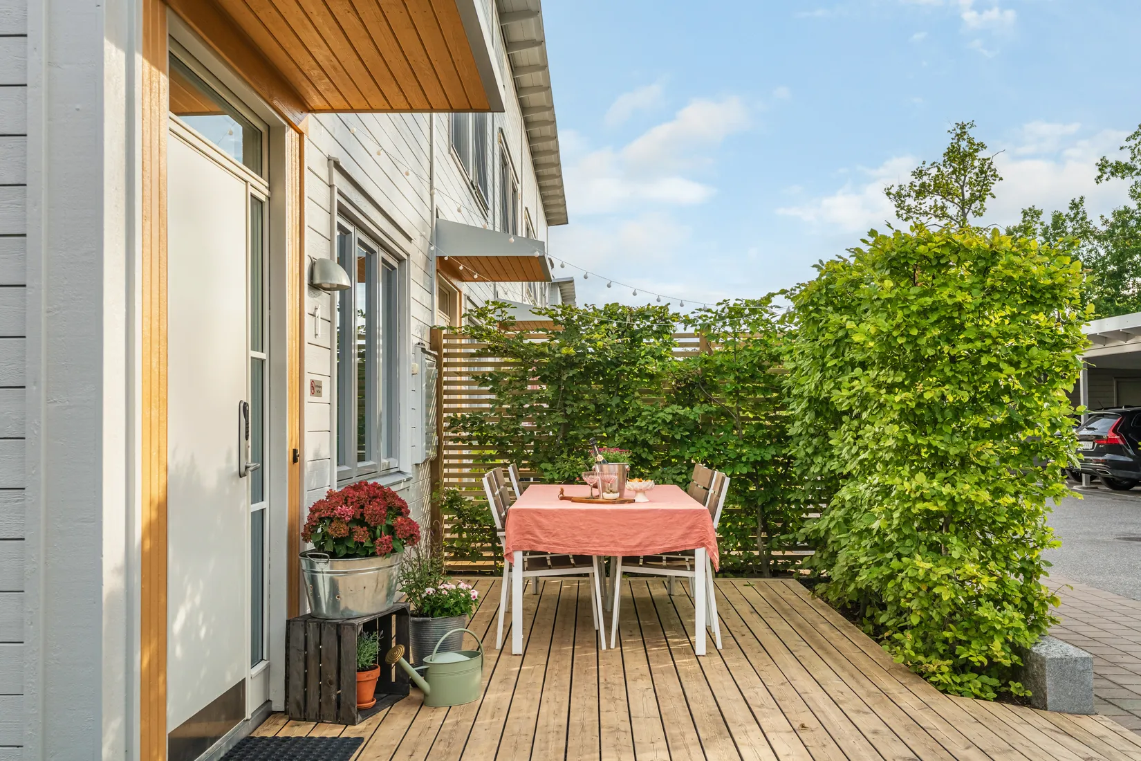 Radhus, Lövsångarvägen 1, Ullna strand, Täby