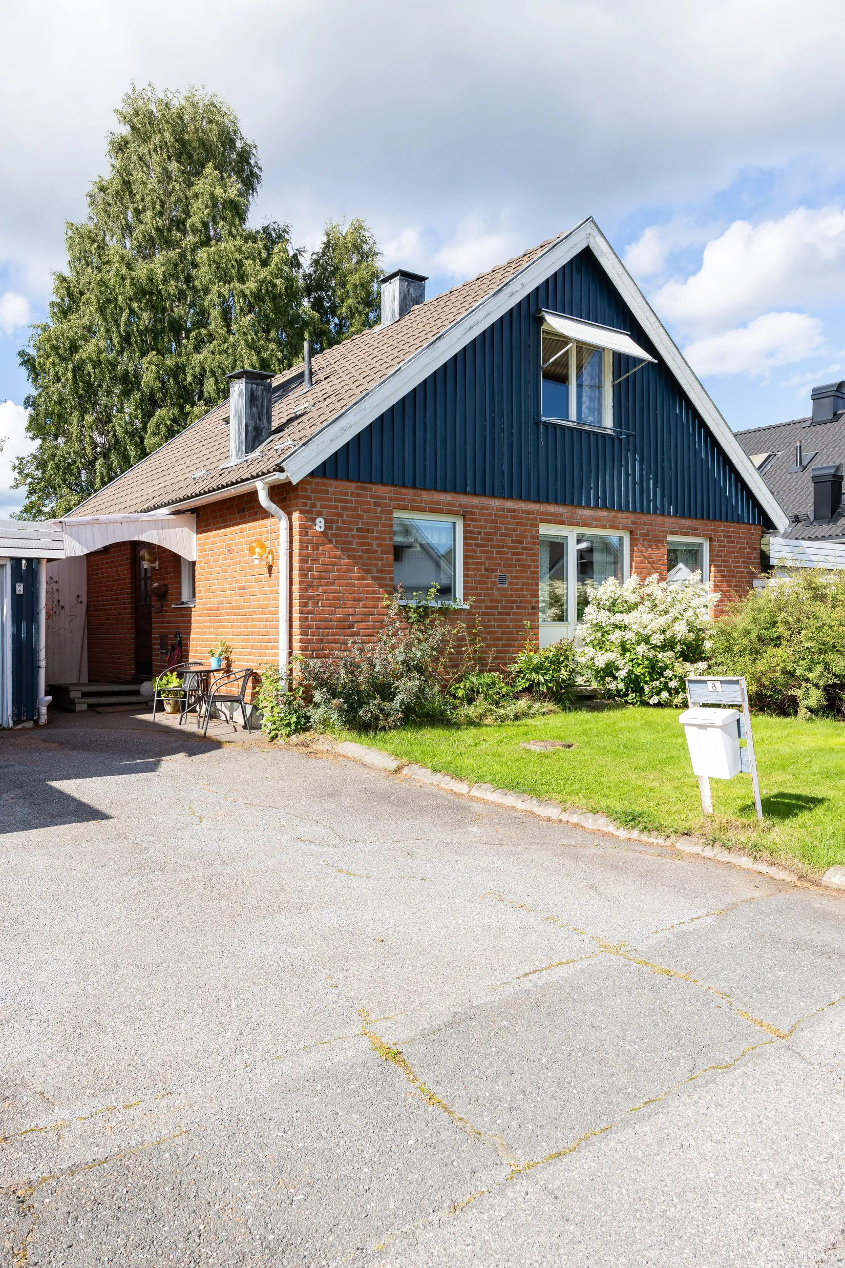 Radhus, Stafettgatan 8, Hedensbyn, Skellefteå
