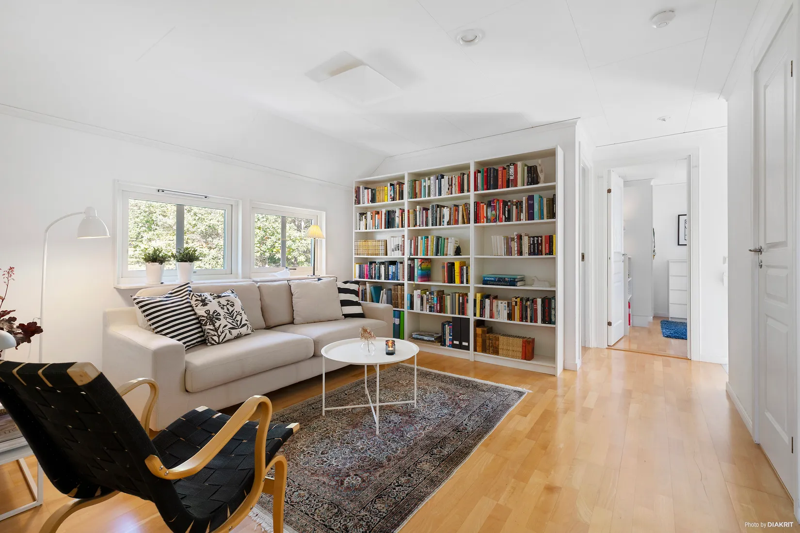 Radhus, Trefaldighetsvägen 53, Gribbylund, Täby