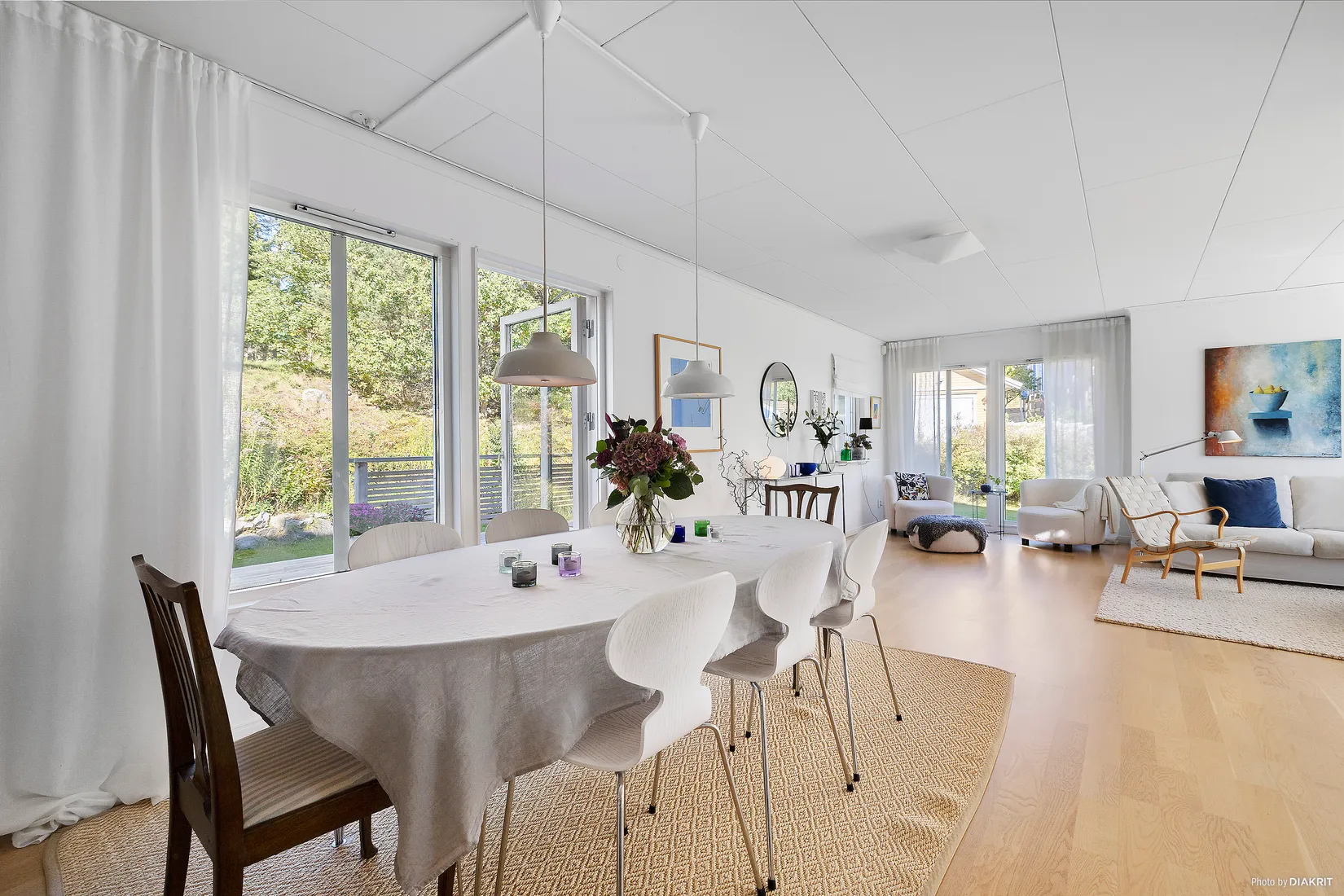 Radhus, Trefaldighetsvägen 53, Gribbylund, Täby