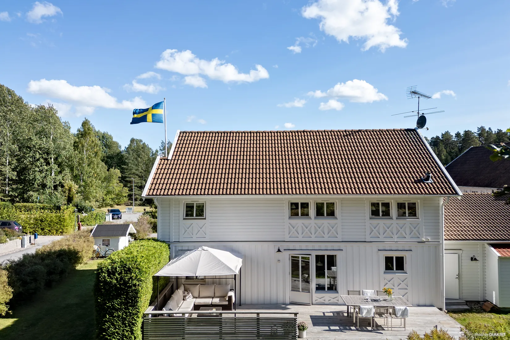 Radhus, Trefaldighetsvägen 53, Gribbylund, Täby