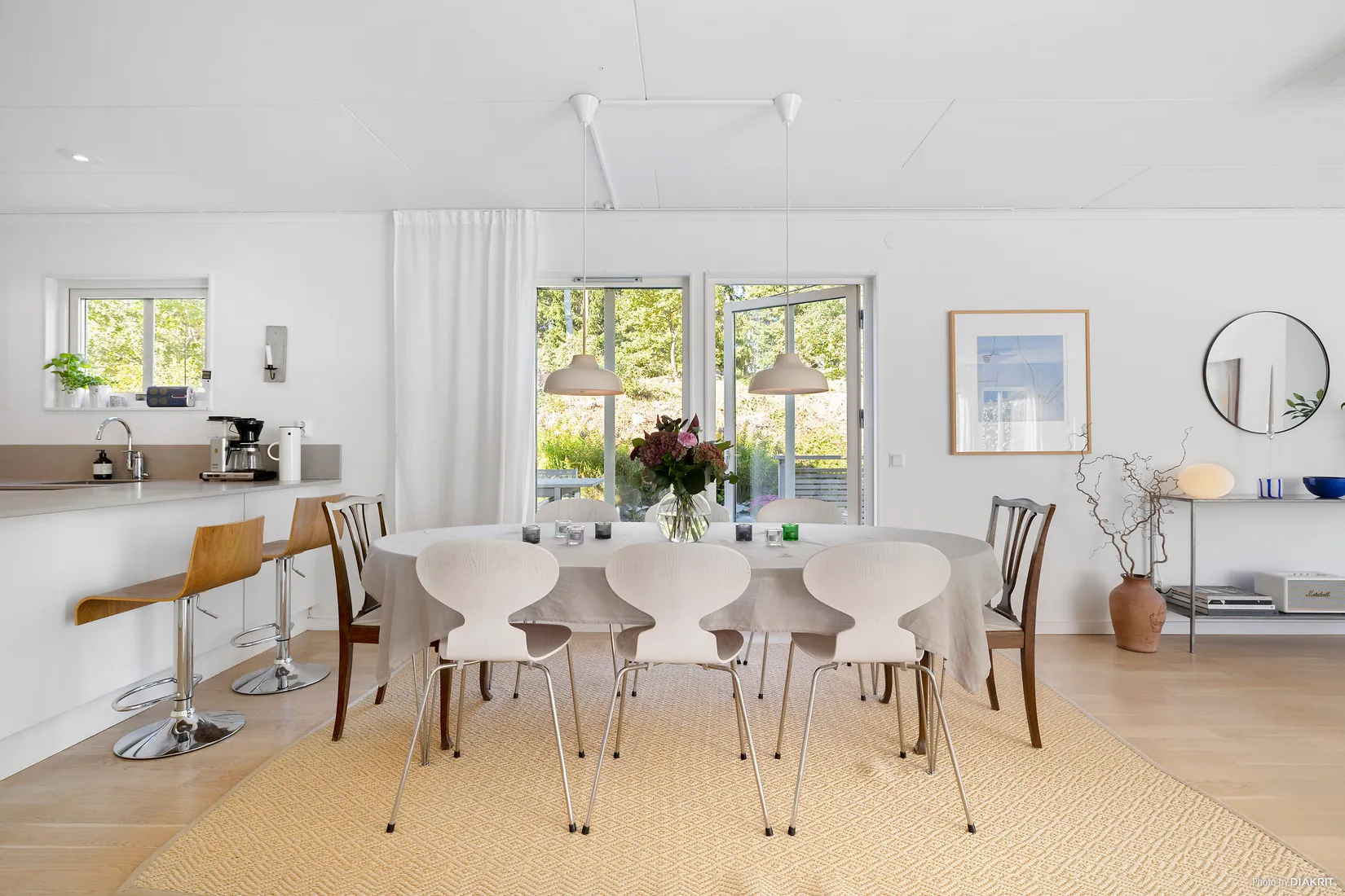 Radhus, Trefaldighetsvägen 53, Gribbylund, Täby