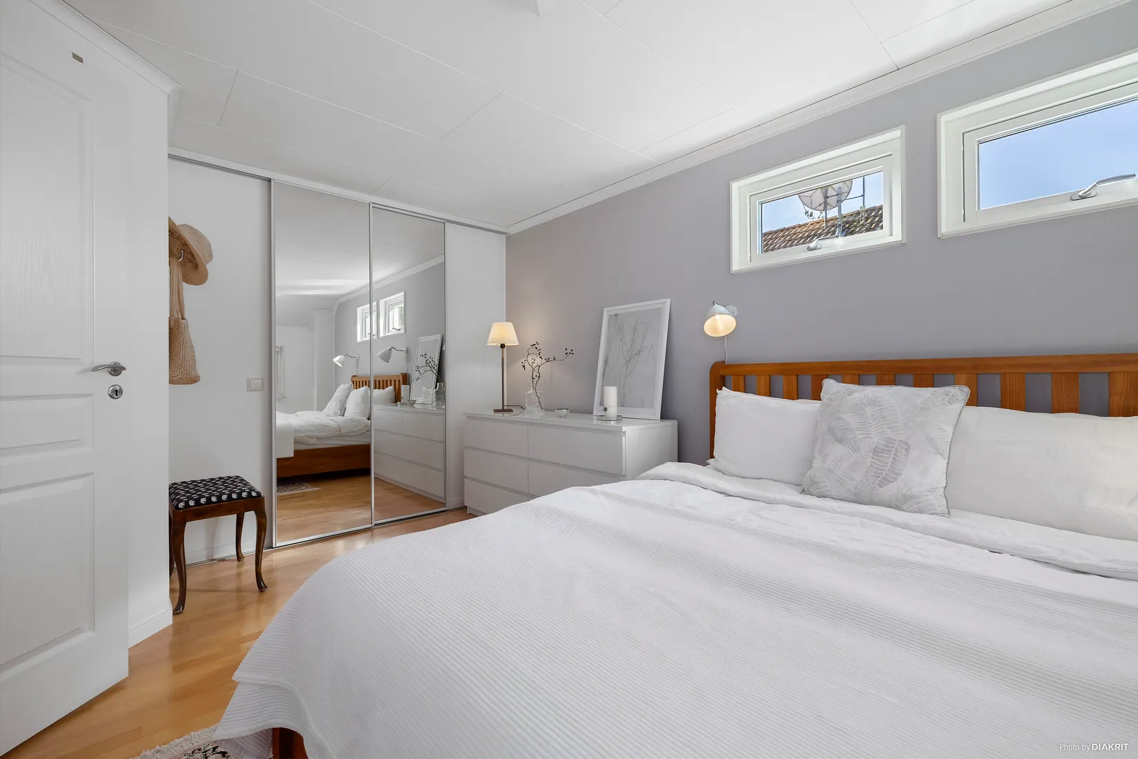 Radhus, Trefaldighetsvägen 53, Gribbylund, Täby
