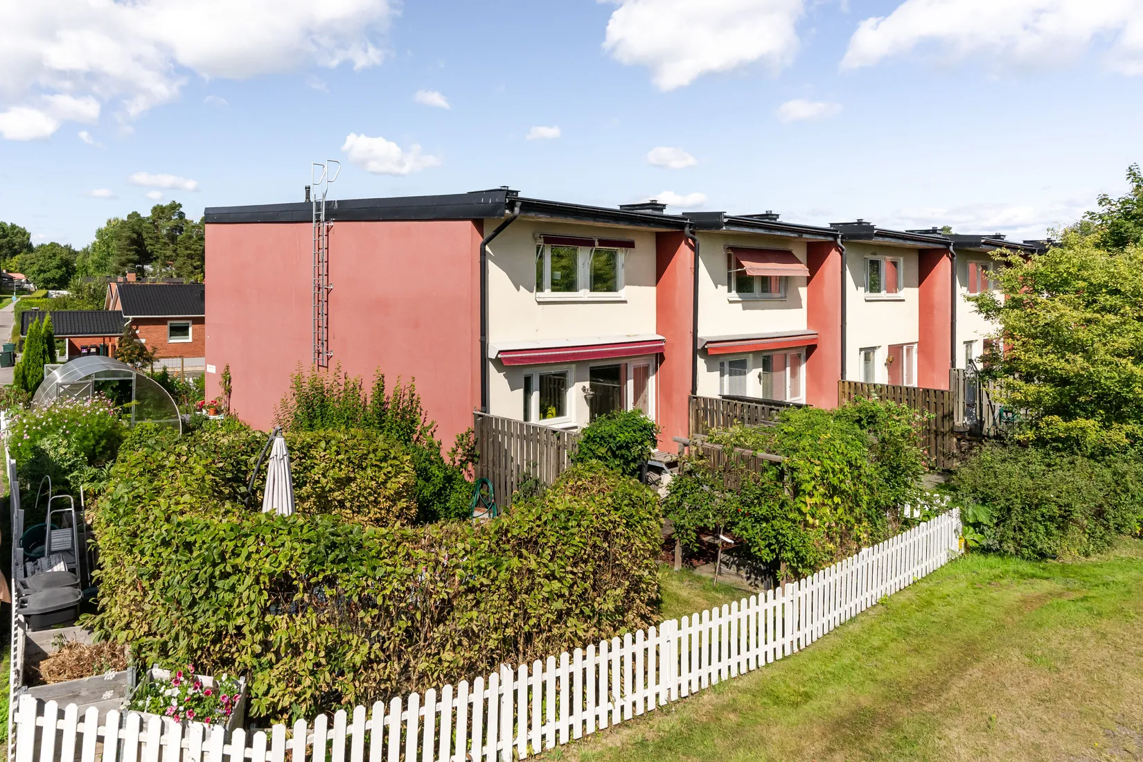 Radhus, Nyponvägen 3J, Fridhem, Gävle