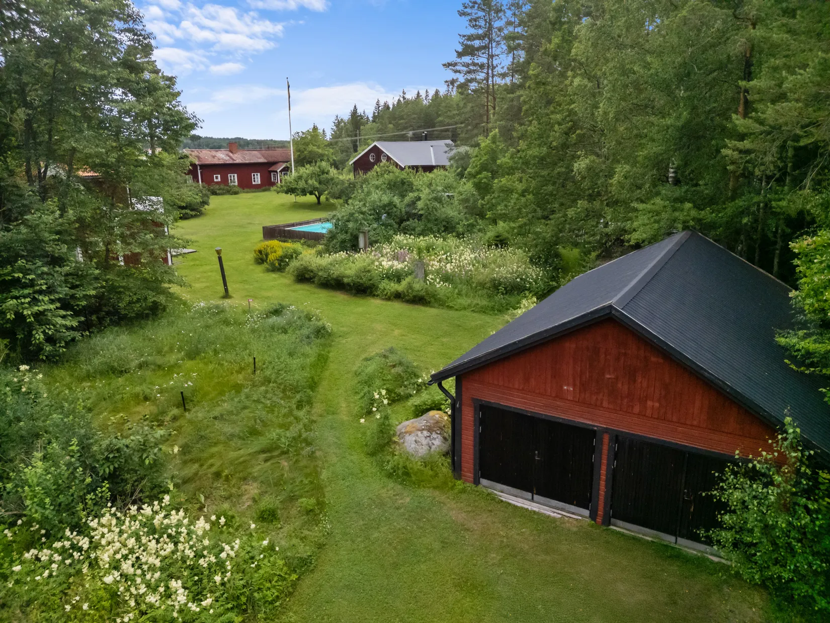 Gård/Skog, Degarövägen 17 och 19, Norrtälje