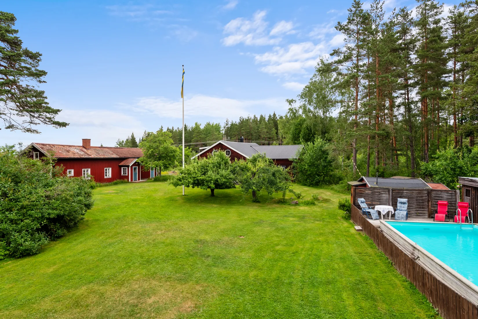 Gård/Skog, Degarövägen 17 och 19, Norrtälje