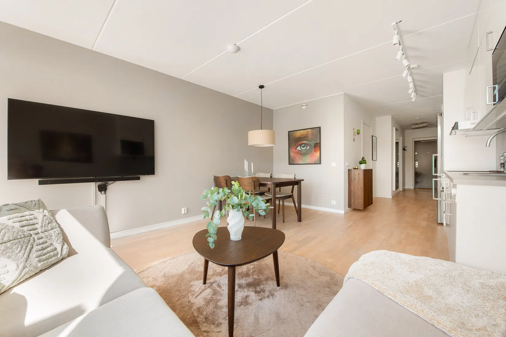 Bostadsrätt, Klädesvägen 42, 6 tr., Bromma / Brommaplan, Stockholm