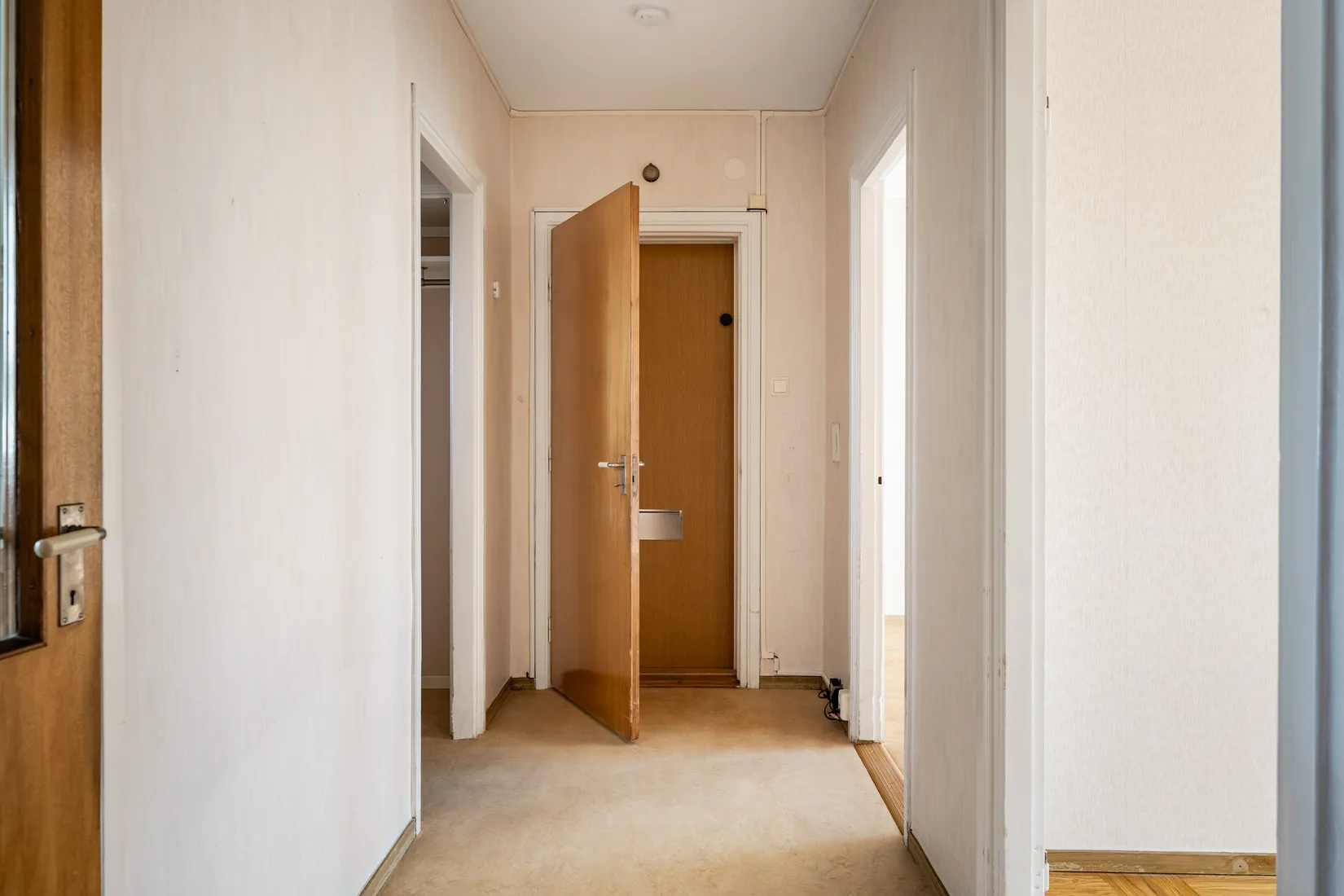 Bostadsrätt, Vittangigatan 3, Vällingby Centrum, Stockholm