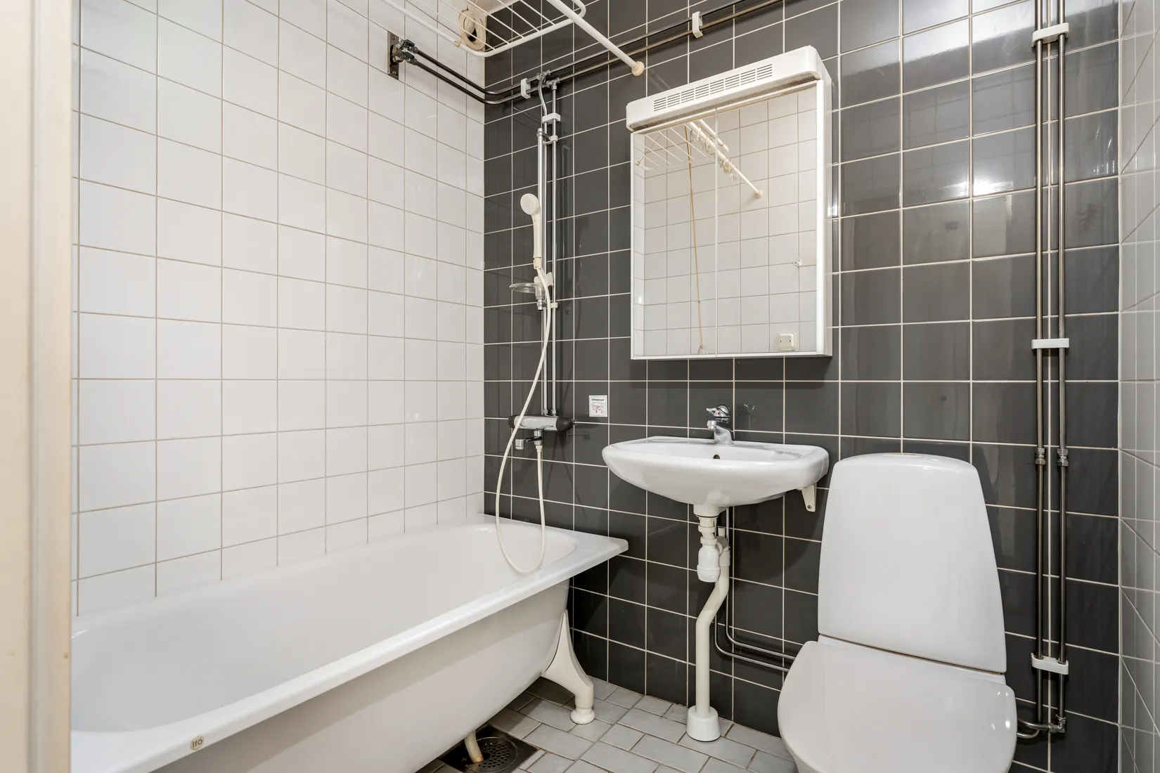 Bostadsrätt, Vittangigatan 37, Vällingby Centrum, Stockholm