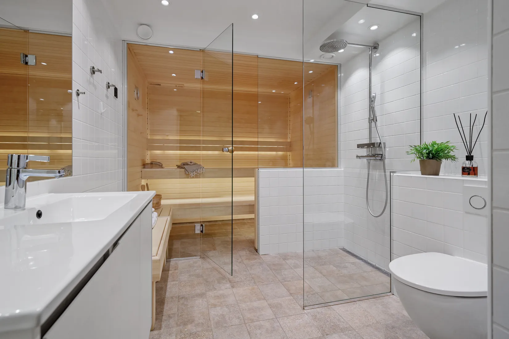 Villa, Granitvägen 6, Runby, Upplands Väsby