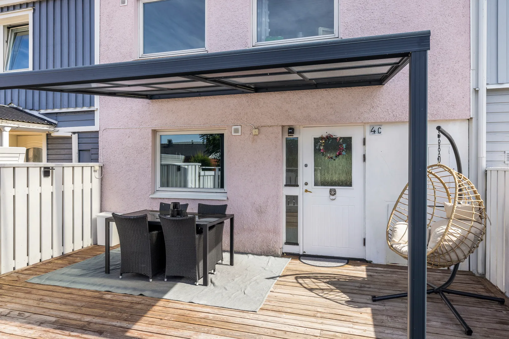 Radhus, Nyborgsvägen 4C, Rosersberg, Sigtuna