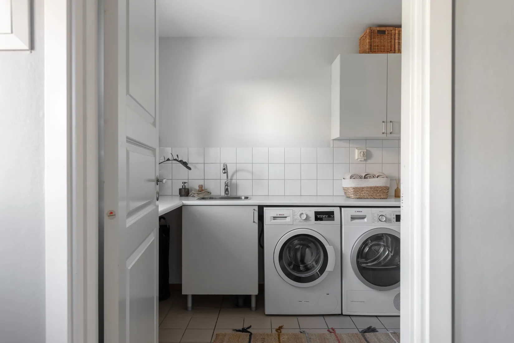 Radhus, Odalgatan 22A, Näsby, Örebro
