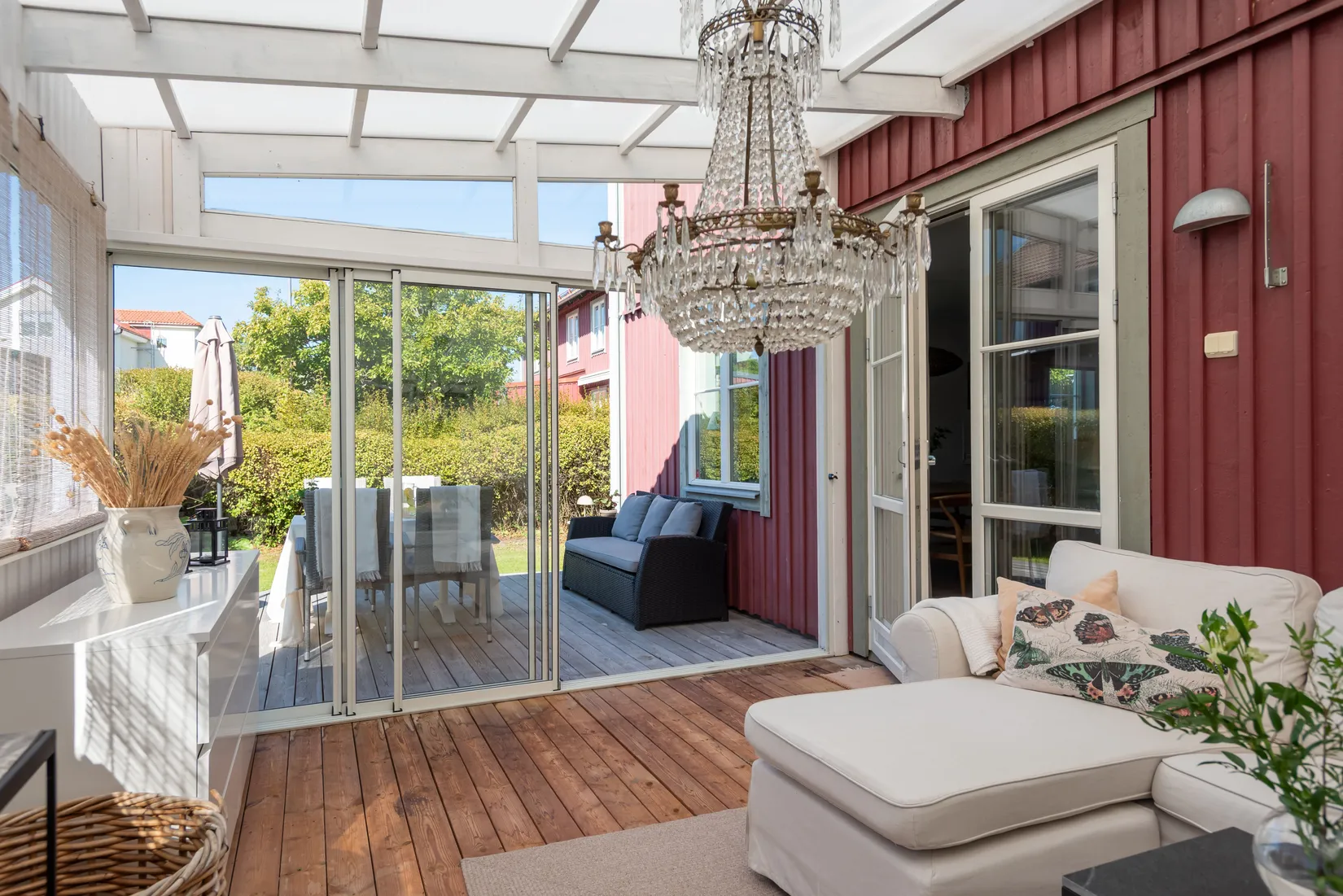 Radhus, Odalgatan 22A, Näsby, Örebro