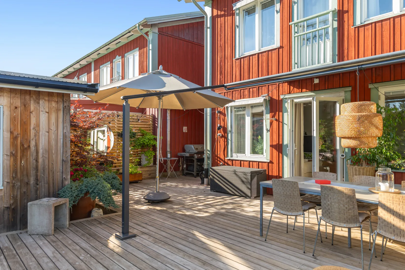 Radhus, Brittsommargränd 3, Tyresö Strand, Tyresö
