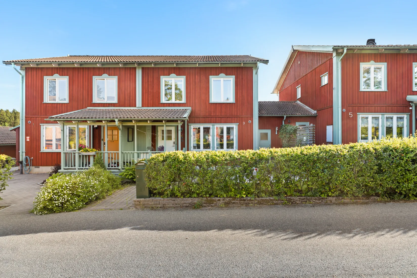 Radhus, Brittsommargränd 3, Tyresö Strand, Tyresö