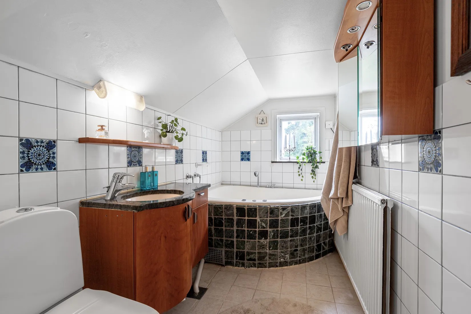 Villa, Yrestahed 31 och 33, Yrestahed, Uppsala