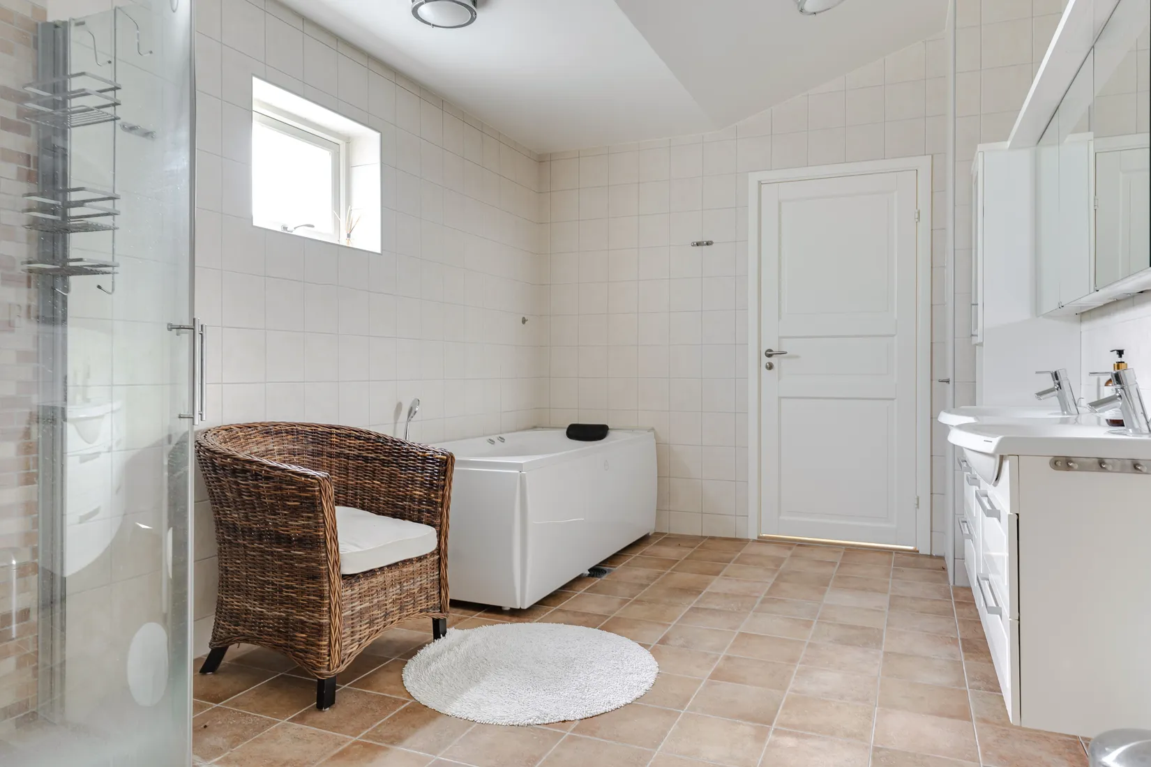 Villa, Galaxgatan 2, Gånsta, Enköping