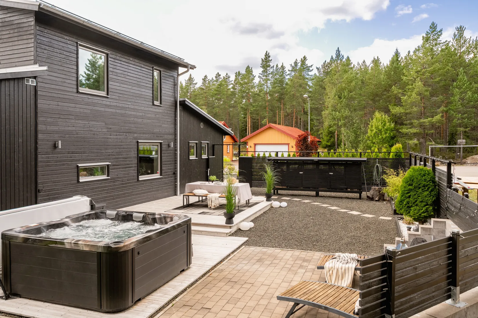Villa, Övre Hattmursvägen 22, Hille, Gävle